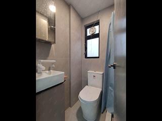 Wan Chai - 112, Johnston Road 04
