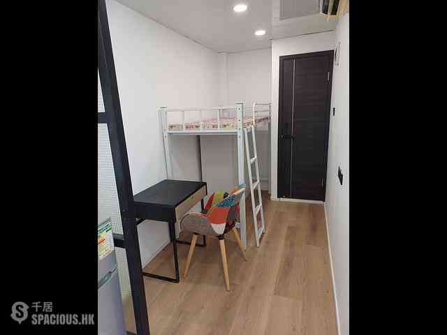 Sai Ying Pun - 99, First Street 05