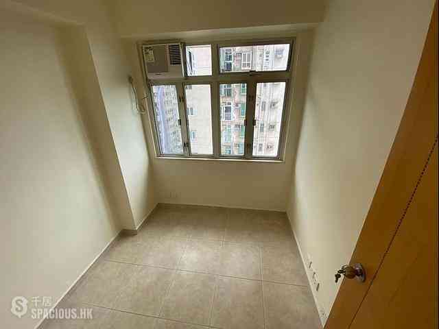 Shek Tong Tsui - Belcher Court Block B 07
