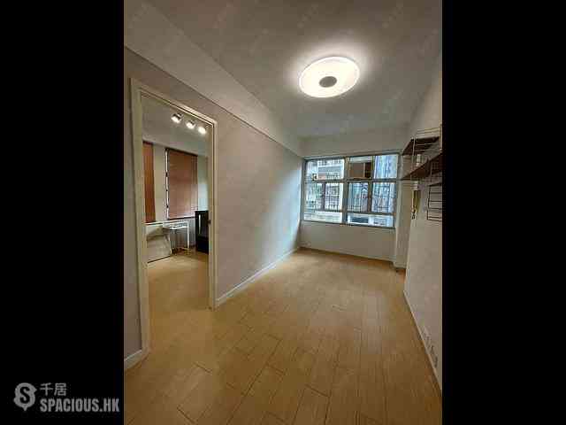 Wan Chai - Eastman Court 02