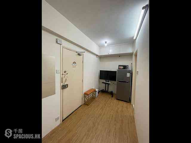 Sheung Wan - Winsing Building 08