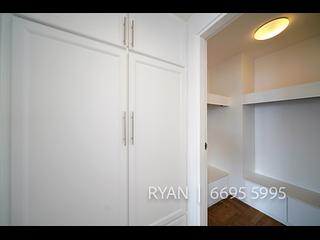 Mid Levels Central - Queen's Garden Block B 06