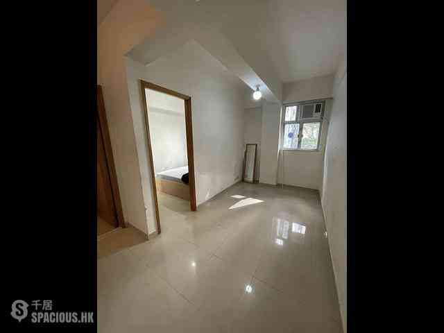 Central - 28-32, Gough Street 01
