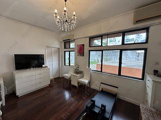 Chung Hom Kok - Pinewaver Villas 05