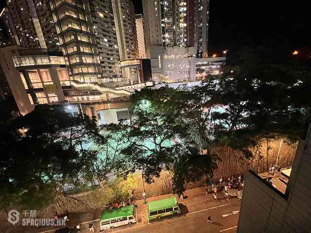 Kennedy Town - Luen On Apartments 01