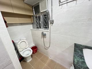 Kennedy Town - Luen On Apartments 10