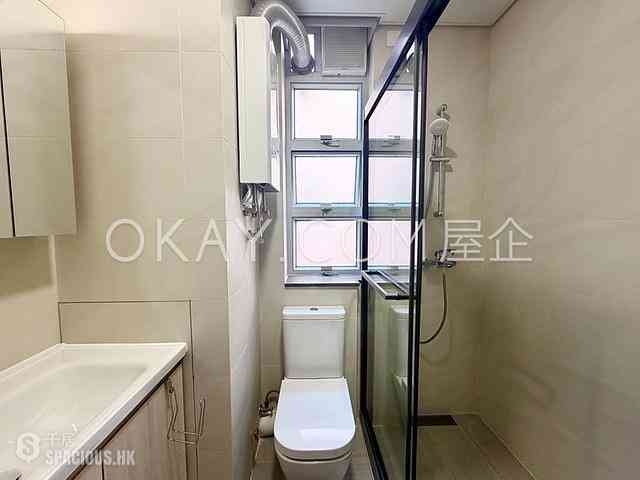 Pok Fu Lam - 6-12, Crown Terrace 11