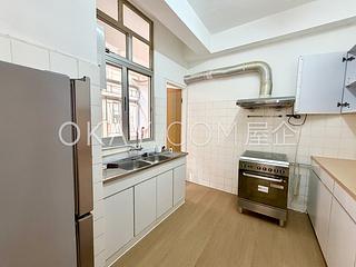 Pok Fu Lam - 6-12, Crown Terrace 12