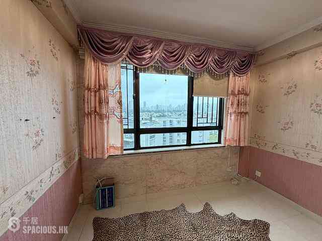 Yau Yat Chuen - Parc Oasis Block 19 02