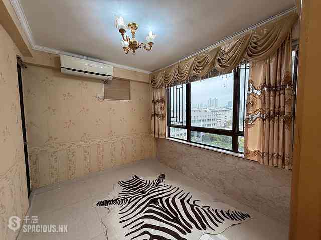 Yau Yat Chuen - Parc Oasis Block 19 06