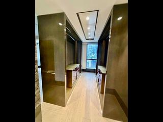 Jardines Lookout - 339, Tai Hang Road 24