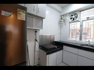 Wan Chai - Luen Sen Mansion 03
