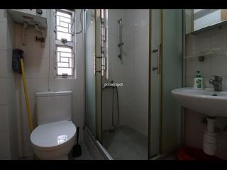 Wan Chai - Luen Sen Mansion 04
