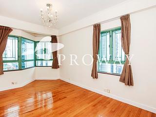 Mid Levels Central - Goldwin Heights 04