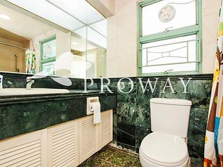 Mid Levels Central - Goldwin Heights 05