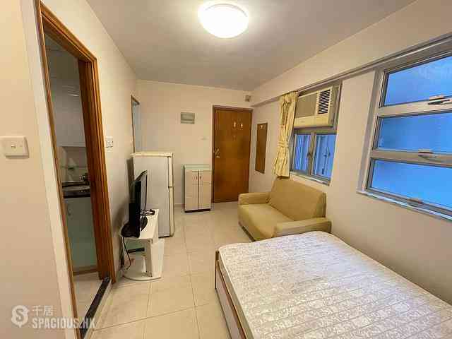 Wan Chai - Lee Loy Building 03