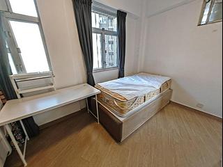 Mid Levels Central - Jing Tai Garden Mansion 04