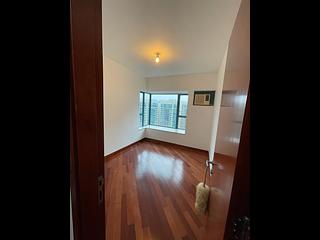 Tai Kok Tsui - The Long Beach Tower 6 04