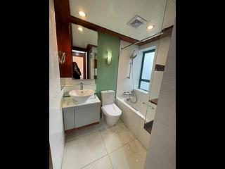 Tai Kok Tsui - The Long Beach Tower 6 07