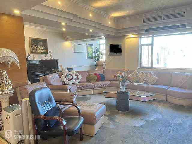 Stubbs Road - K.Y. Mansion 12