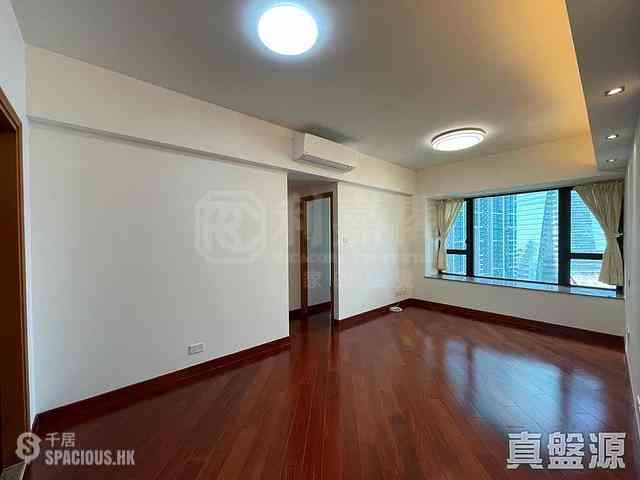 West Kowloon - The Arch Star Tower (Block 2) 06