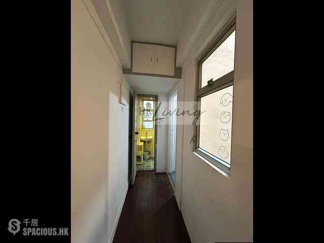 Sheung Wan - Kam Fai House 04
