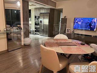 Mid Levels West - 80 Robinson Road 07