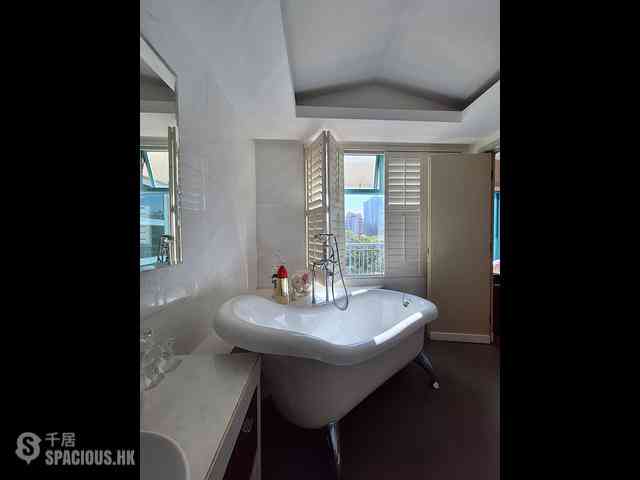Discovery Bay - Discovery Bay Phase 12 Siena Two 12