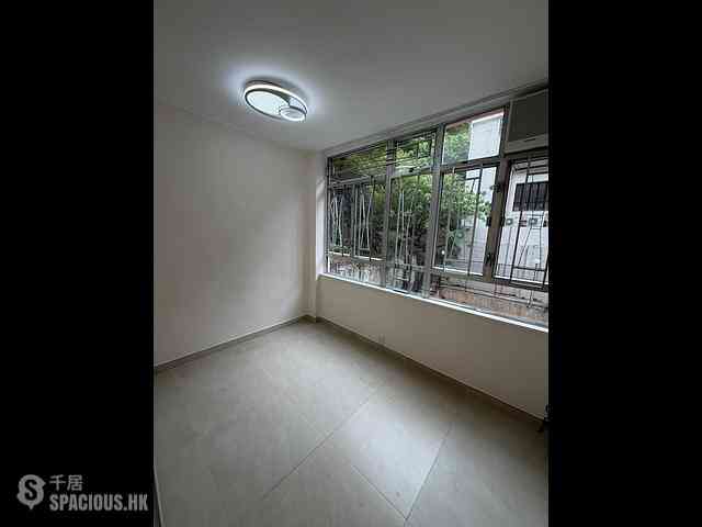 Kennedy Town - Joyful Building 04