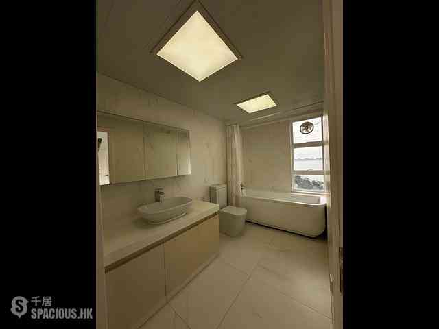 Repulse Bay - Ruby Court Tower 1 09