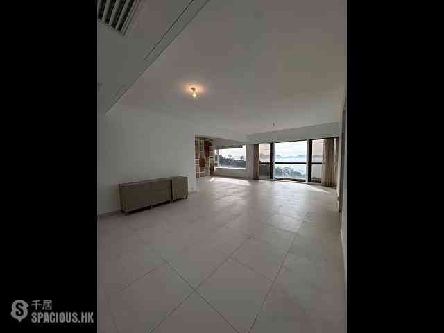 Repulse Bay - Ruby Court Tower 1 03