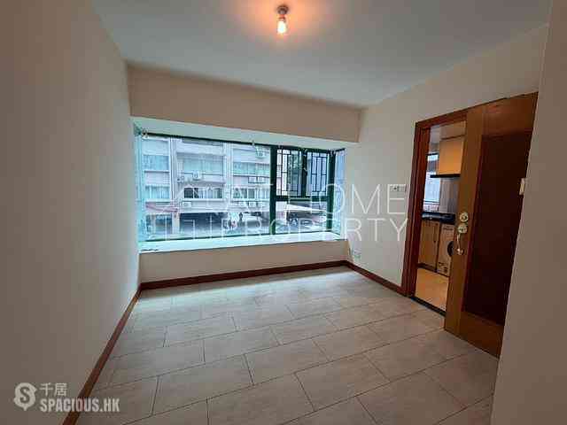 Mid Levels West - Shiu Chung Court 01