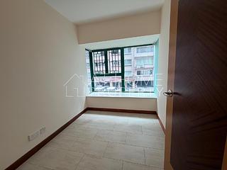 Mid Levels West - Shiu Chung Court 04