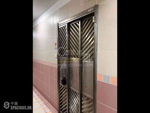 Wong Chuk Hang - Broadview Court 04