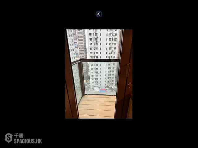 North Point - One Prestige 01