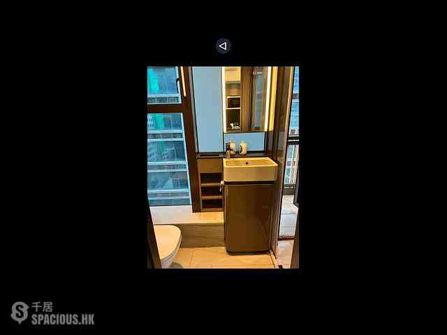 North Point - One Prestige 03