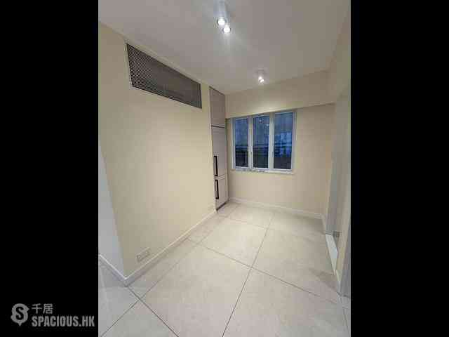 Mid Levels Central - 2J, Mosque Junction 20