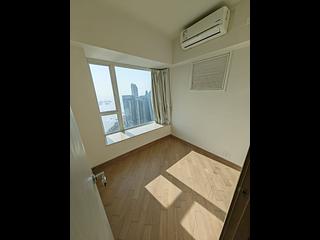 Tai Kok Tsui - Florient Rise 02