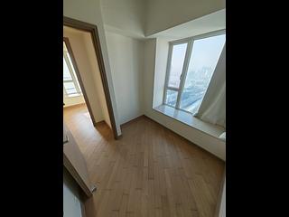 Tai Kok Tsui - Florient Rise 03