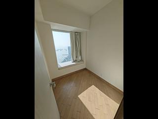 Tai Kok Tsui - Florient Rise 04