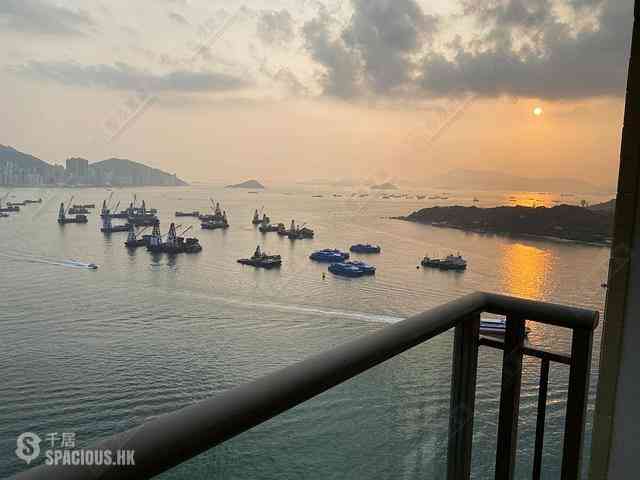 Tai Kok Tsui - Hampton Place 02