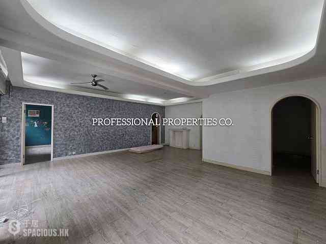 Mid Levels Central - Emerald Court 04