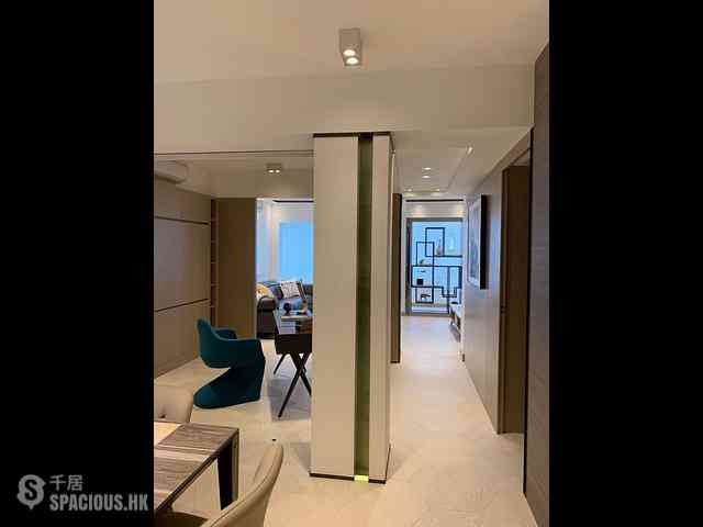 Causeway Bay - Miami Mansion 06