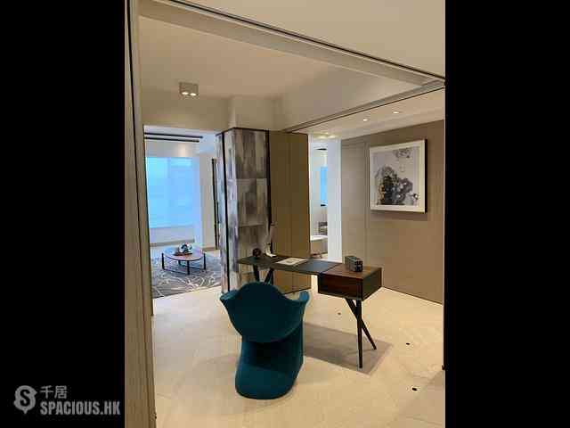 Causeway Bay - Miami Mansion 07