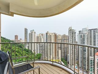 Mid Levels Central - Pearl Gardens 03