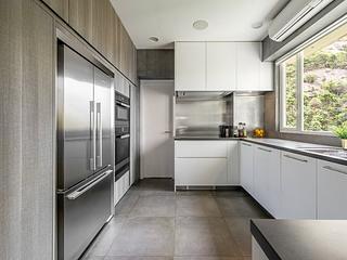 Mid Levels Central - Pearl Gardens 04