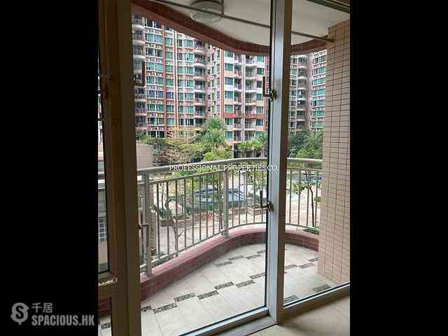 Tin Shui Wai - Central Park Towers 02
