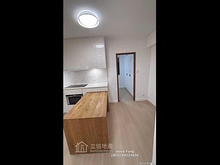 Sheung Wan - 62-64, Queen's Road West 03