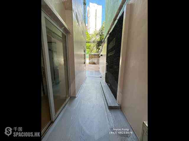 Sheung Wan - 62-64, Queen's Road West 15