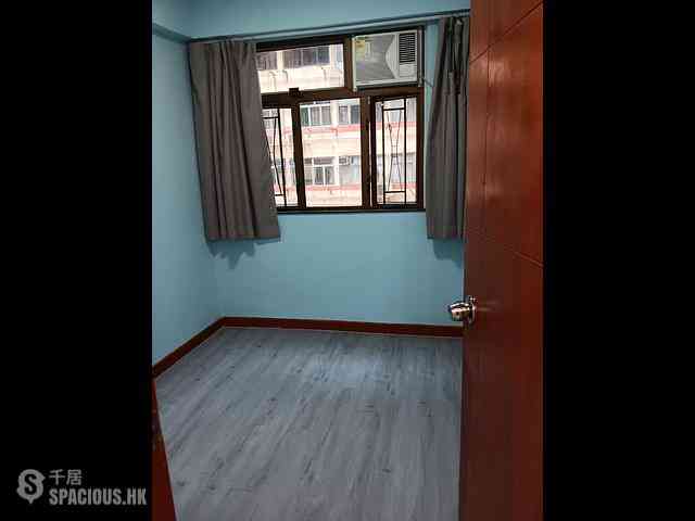Sai Ying Pun - Ming Hing Building 02